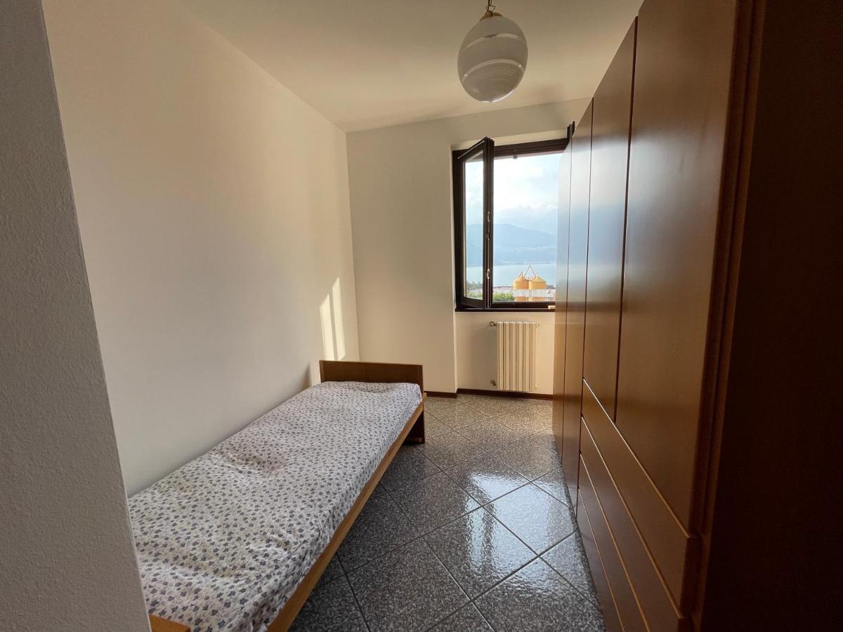La Casa Sul Sasso In Town Serviced Accommodations Dervio Bagian luar foto